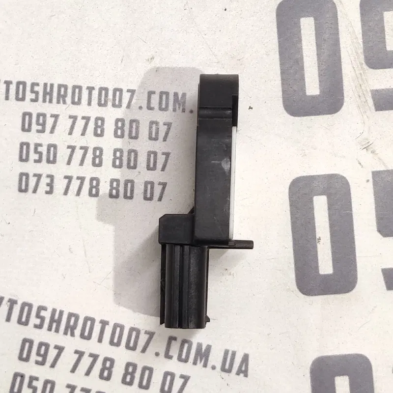 Датчик удару Mitsub Outlander XL 06-12 2.0D ПЗ OEM 8651a001