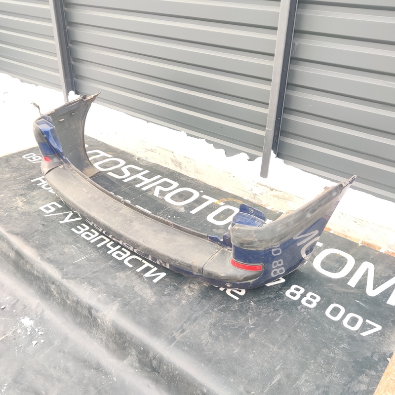 Бампер Peugeot 807 (02-14) 2.2 HDI задній OEM 1484204077