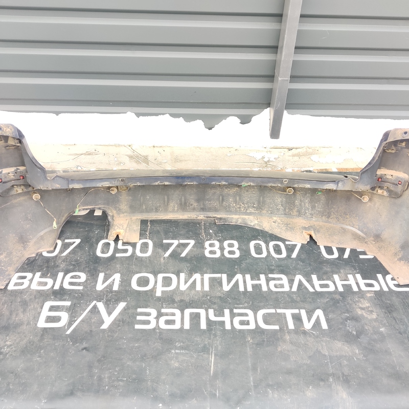 Бампер Peugeot 807 (02-14) 2.2 HDI задній OEM 1484204077