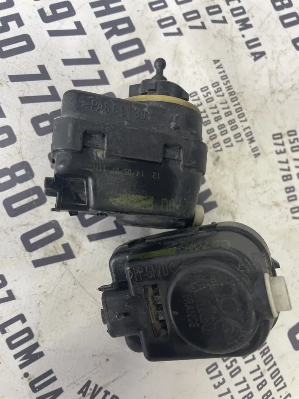 Моторчик коректора фар Citroen C1 (05-14) 1.0 OEM 2011605MA1