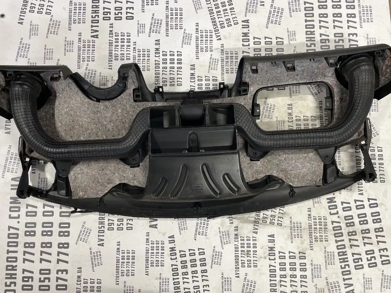 Торпедо Citroen C1 (05-14) 1.0 Бенз 558700H010