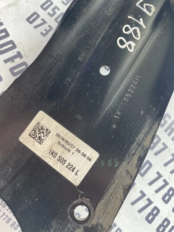 Ричаг VW Passat B8 USA 11-19 1.8 TFSI задній OEM 1k0505224l
