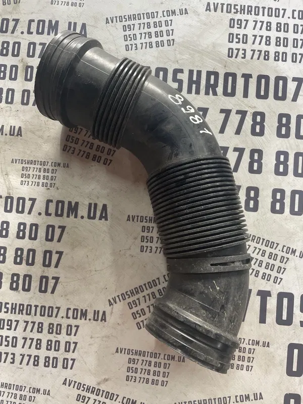Патрубок повітряний VW Passat B8 USA (11-19) 1.8 5c0129684
