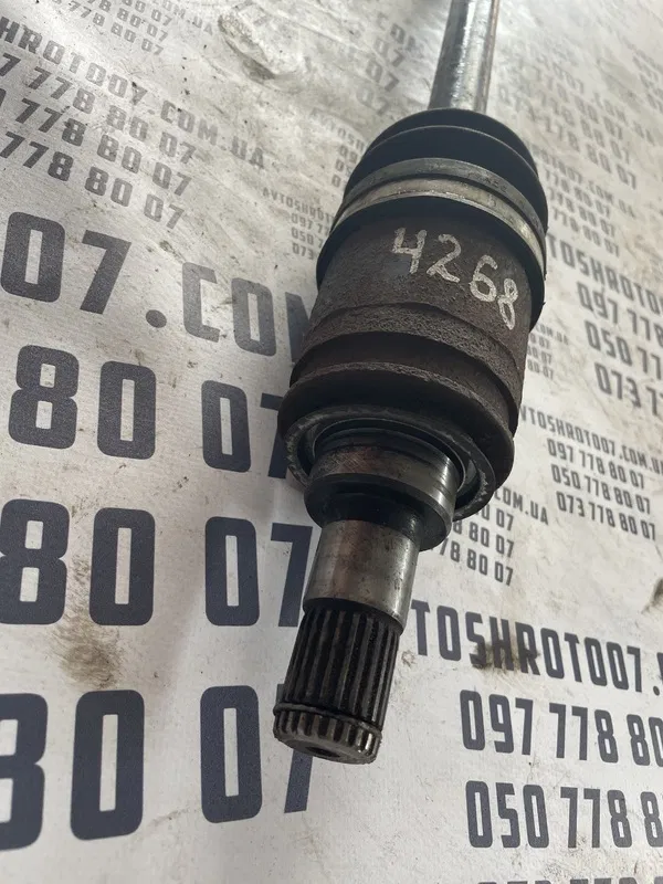 Привід задній Lexus RX 350 (08-15) 3.5 бензин OEM 34682