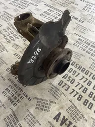 Кулак Skoda Rapid (12-20) 1.6 бенз перед. прав. OEM 6R061532