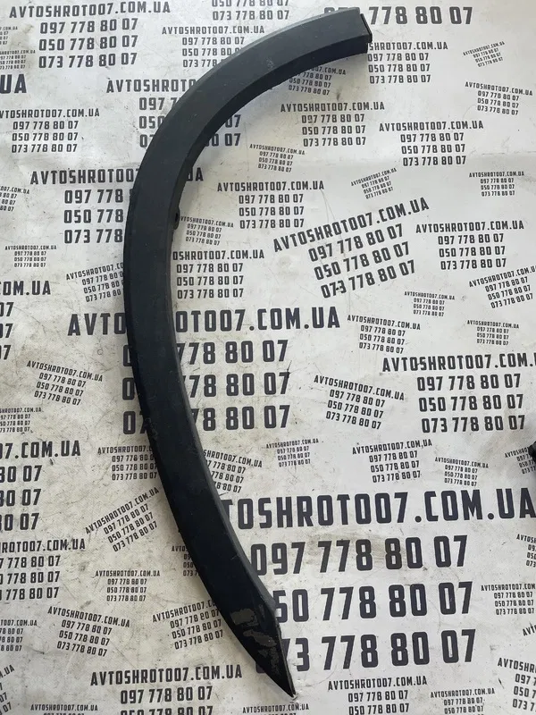 Накладка арки Kia Sorento 2 09-15 задня права OEM 877442p000