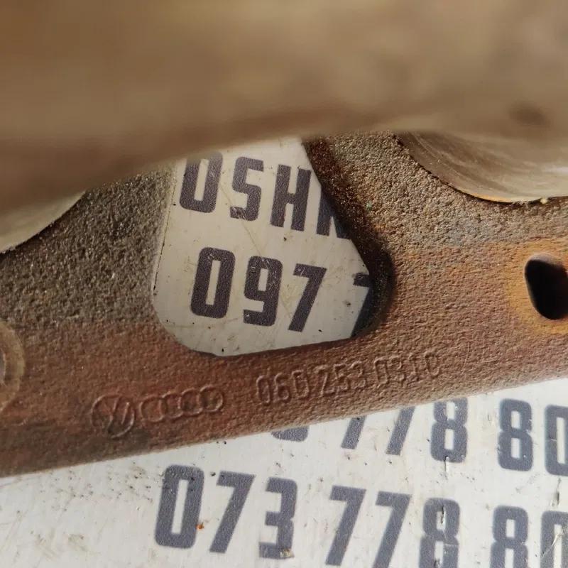 Колектор випускний Audi A4 B6 (00-04) OEM 06B253031B