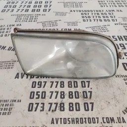 Фара протитуманна Skoda Octavia A5 (04-08) права 1Z0941700