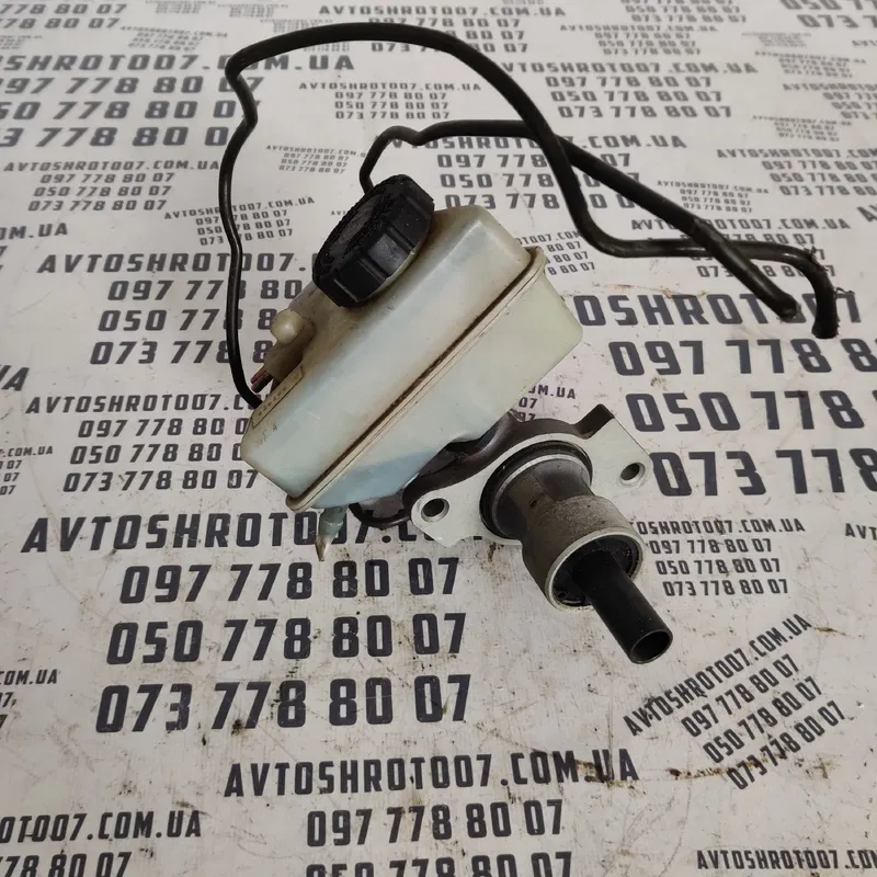 Головний гальмівний циліндр BMW 320 E46 (98-05) OEM 120896
