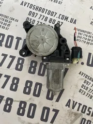 Мотор склопідіймача Kia Cerato 2 08-13 1.6 пр OEM 824601m000