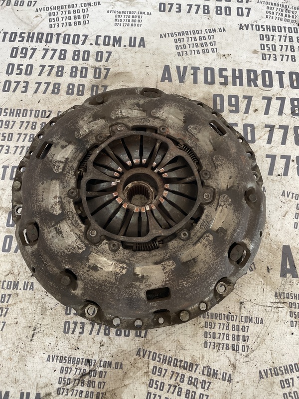 Корзина зчеплення Skoda Octavia A5 (04-13) 2.0 Дизель