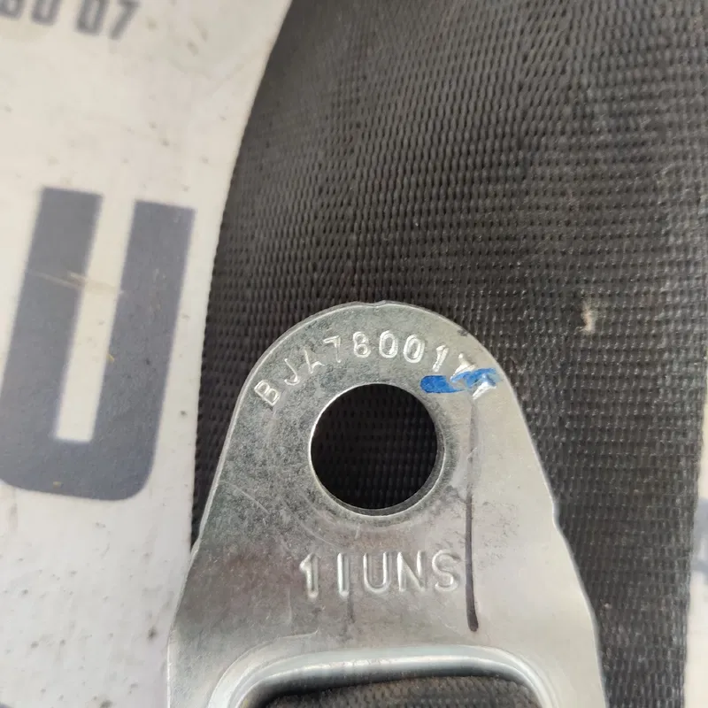 Ремінь безпеки Mazda 6 GJ (12-21) OEM bja780017t
