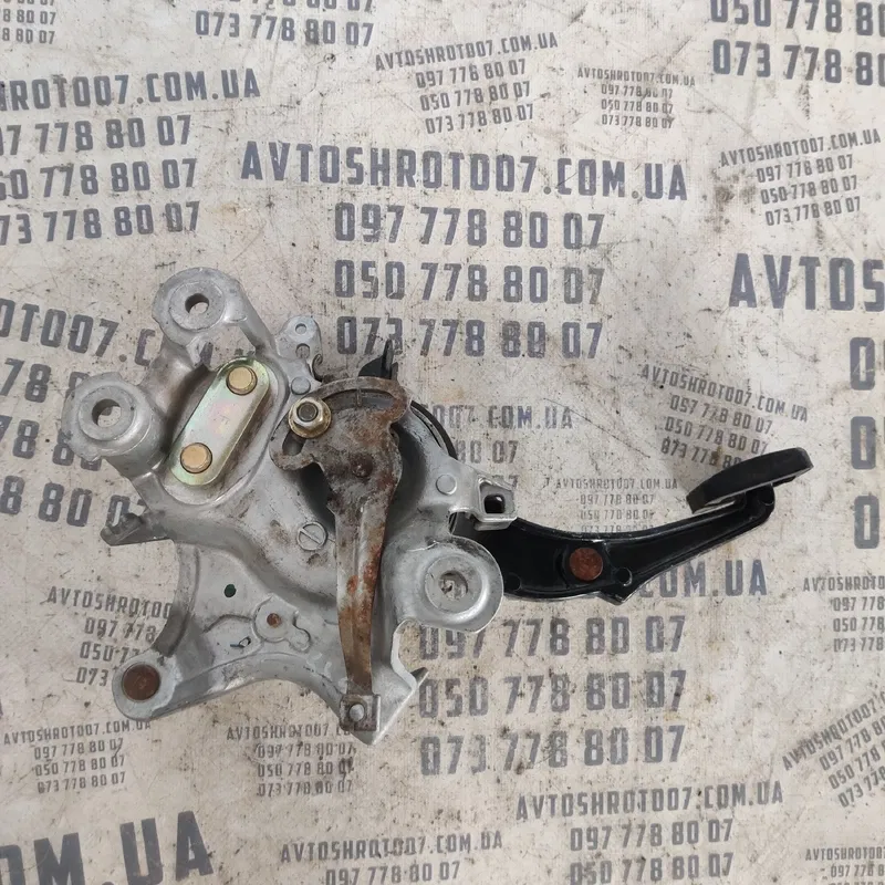 Ричаг ручного тормозу Lexus LS 430 (00-06) OEM 40020