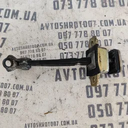 Обмежувач дверей Geely MK 06-16 1.5 бенз зад. пр. OEM 576052