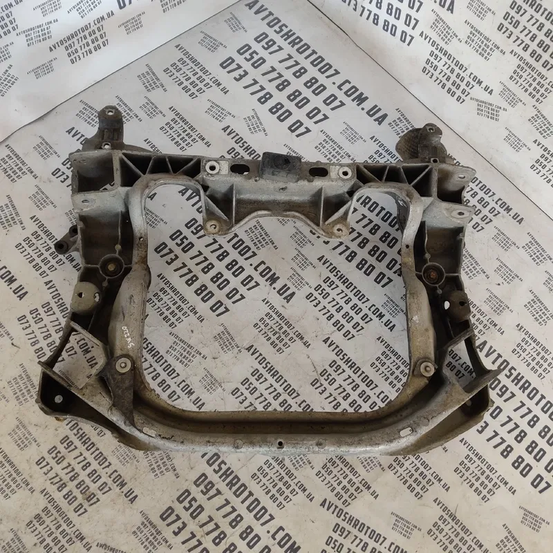 Балка підвіски Mercedes W220 (98-05) передня OEM A2206280457