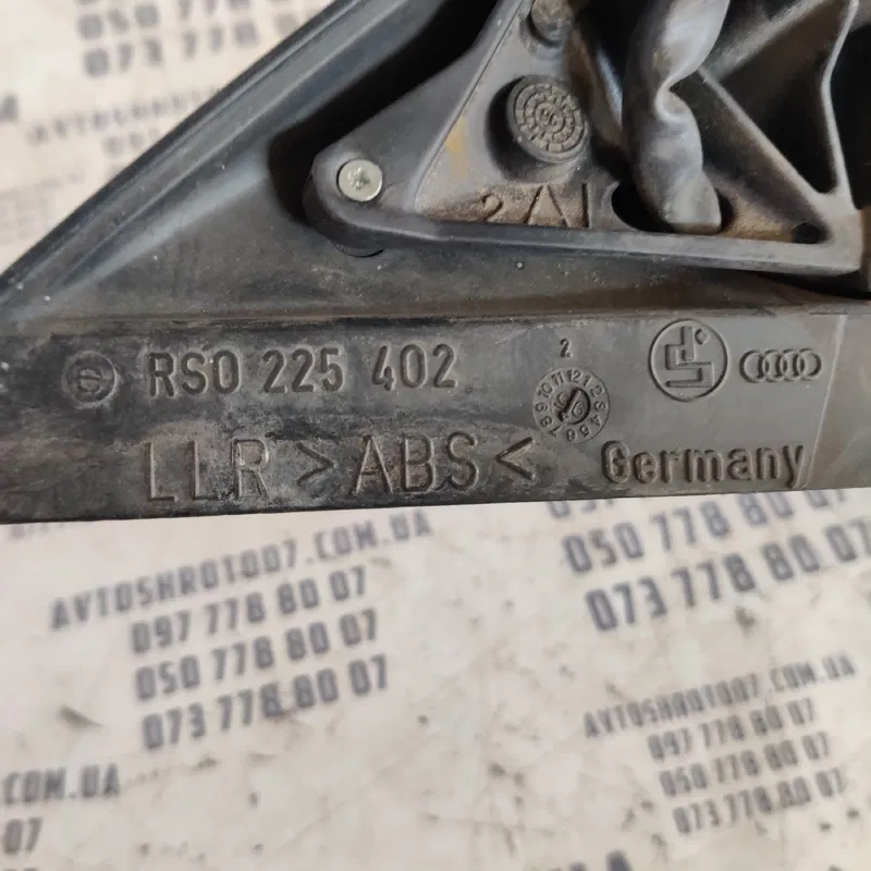 Дзеркало Audi A4 B5 (94-01) праве OEM rs0225402