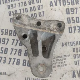 Кронштейн подушки двигуна VW Polo Права OEM 600199185T фото 2