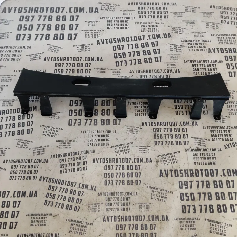 Накладка салону Geely MK (06-16) 1.5 бенз задня OEM 1805819