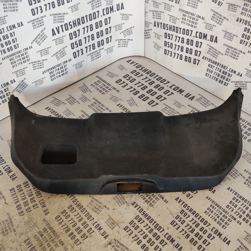 Карта кришки багажника Ford Fiesta 6 (08-17) OEM 8a61b40706