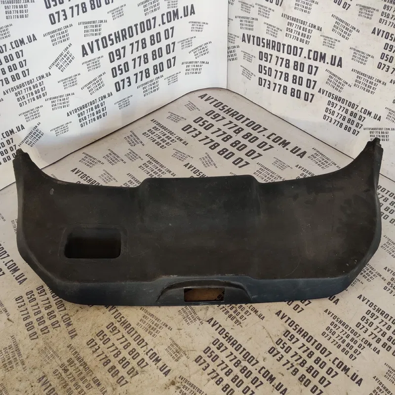 Карта кришки багажника Ford Fiesta 6 (08-17) OEM 8a61b40706