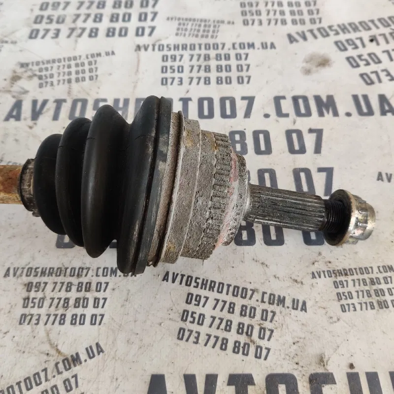 Привід Geely MK 06-16 1.5 бенз передній права OEM 1014001886