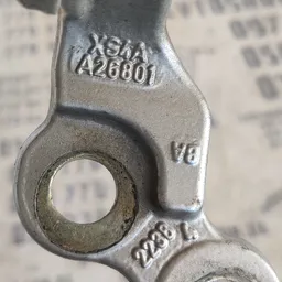 Завіса Ford Focus (98-04) задня ліва нижня OEM xs4aa26801 фото 3