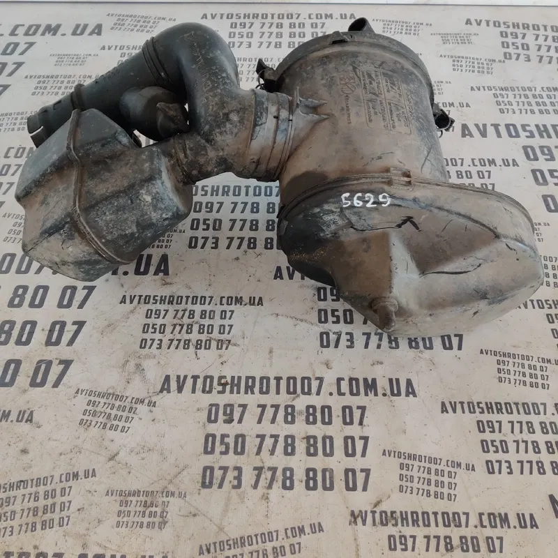 Корпус повітряного фільтра Citroen Xsara (97-06) 9616200180