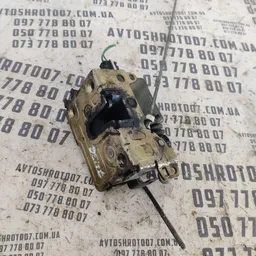 Замок дверей Renault Scenic 1 96-03 перед. прав. OEM 230697a