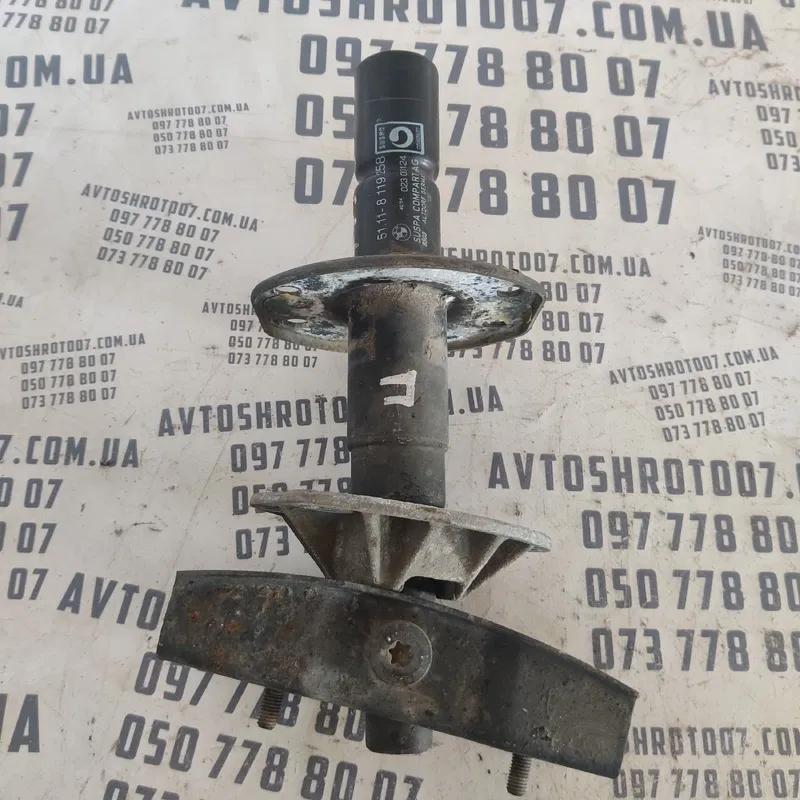 Кронштейн бампера BMW E36 (90-00) 1.6 пр пер OEM 51118119258