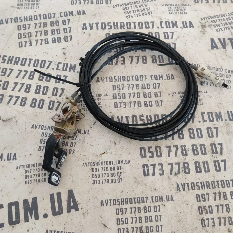 Трос багажника Geely MK (06-16) 1.5 бенз OEM 17786087