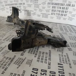 Підрамник передній Volkswagen Sharan 1A (95-10) 7M0499031Q фото 4