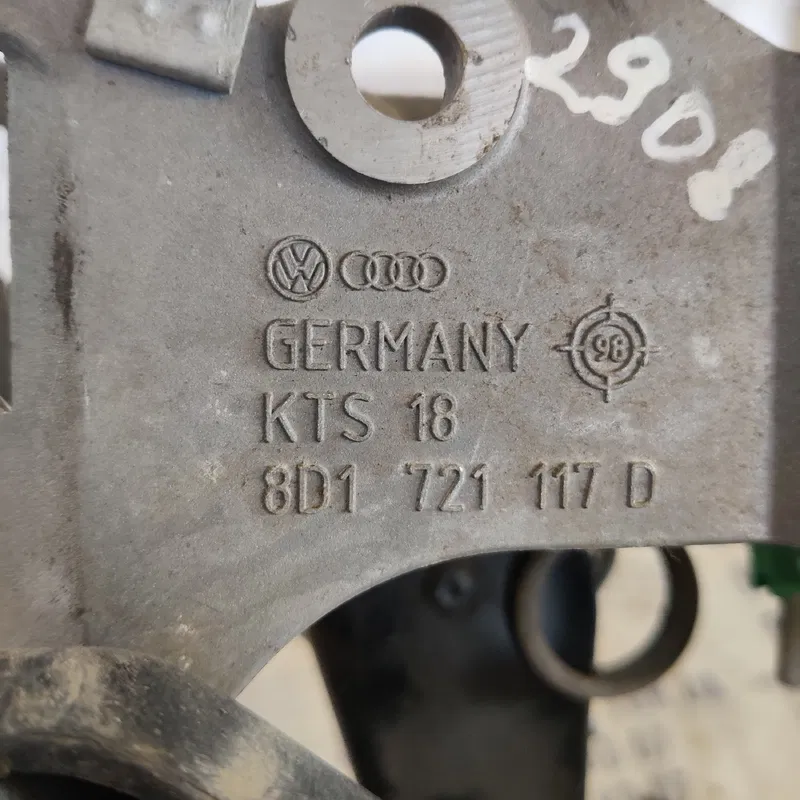 Блок педалей Audi A6 C5 (97-05) 8D1721117D