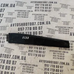 Дверна накладка Audi A6 C5 (97-05) ліва OEM 4b0853289