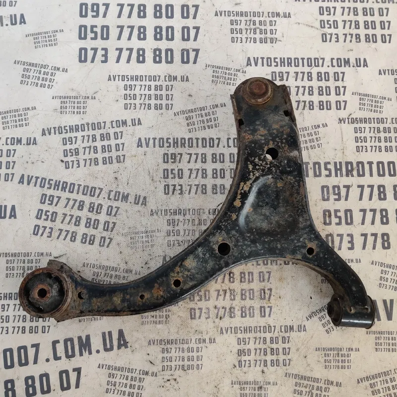 Ричаг пер. лів. ниж. Kia Sorento 2 (09-14) OEM lh545002p000