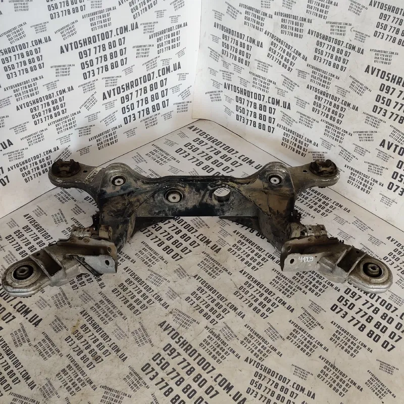 Підрамник Mercedes CLS w219 (04-10) задній OEM 14372192200
