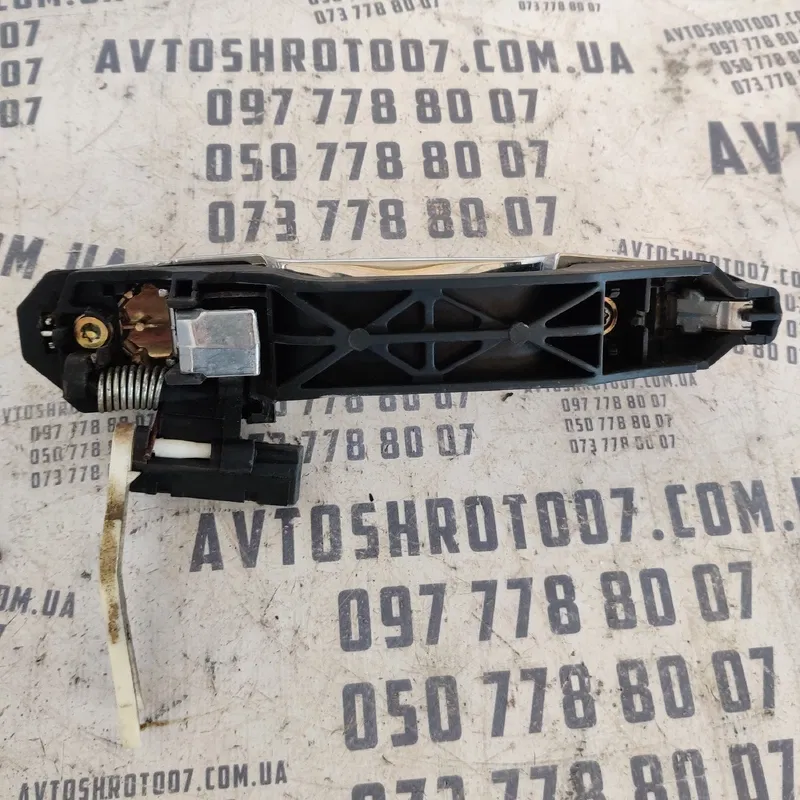 Ручка зовнішня Geely MK (06-16) 1.5 задня права OEM 110401