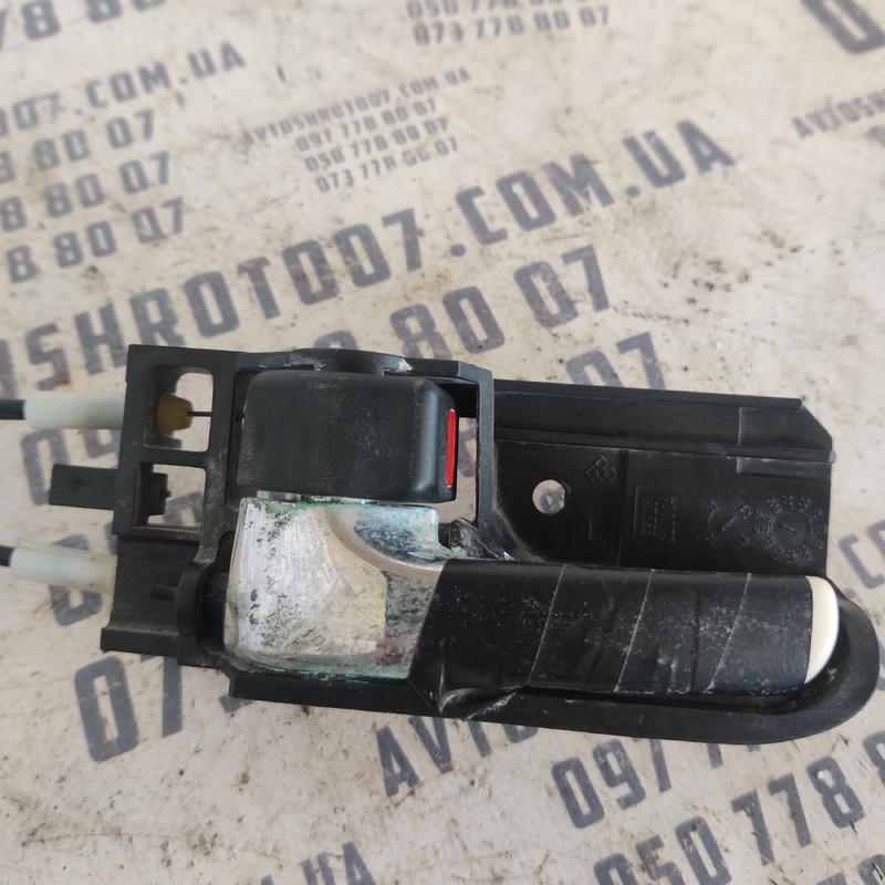 Замок дверей Geely MK 06-14 1.5 бенз перед. лівий OEM 220004