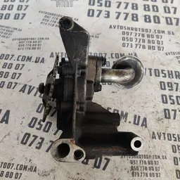 Масляний насос Skoda Octavia Tour (96-10) OEM 06a115105 фото 2