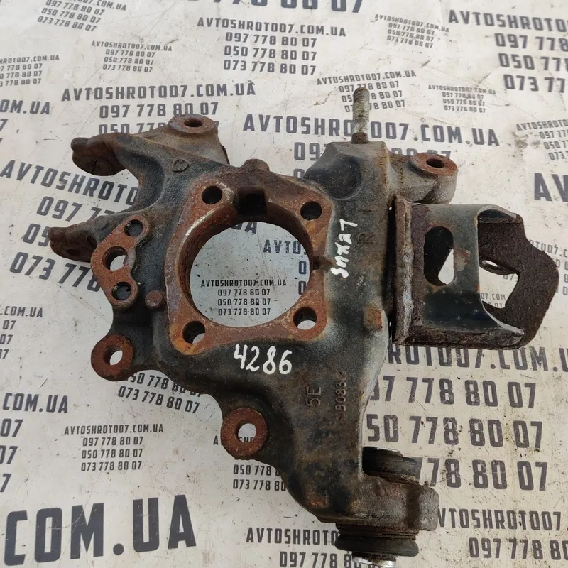 Цапфа Lexus RX 350 (08-15) задня права OEM 5eb083