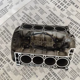 Блок двигуна Mercedes-Benz CLS w219 (04-10) OEM r1570103600