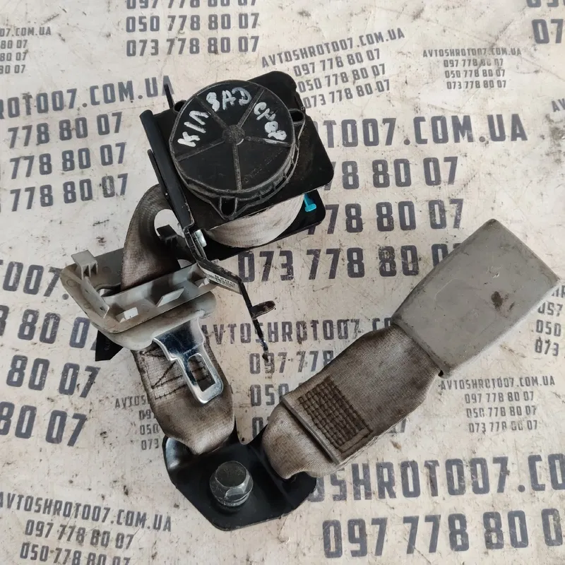 Ремінь безпеки передній Volkswagen Passat B5 (96-05) 70205