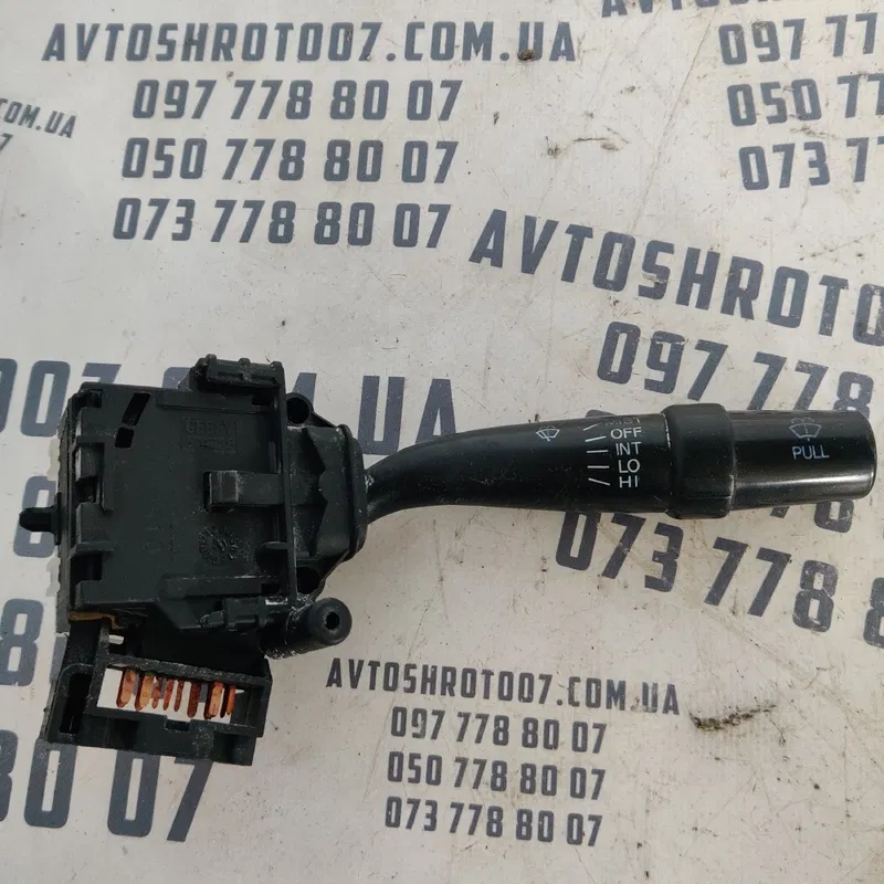 Перемикач підрульовий правий Geely MK 06-16 1.5б OEM 574228