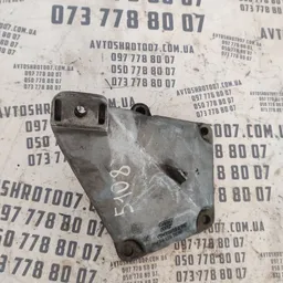 Кронштейн двигуна Audi A6 C5 (97-05) лівий OEM 4B0199307C