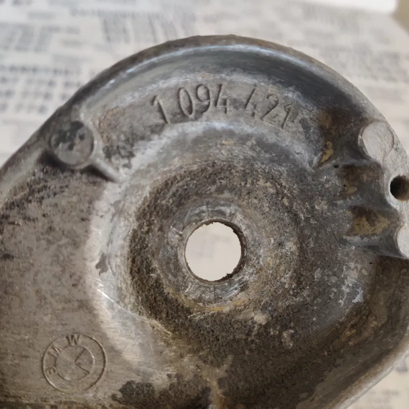 Кронштейн підрамника BMW 320 E46 задній OEM 1094421