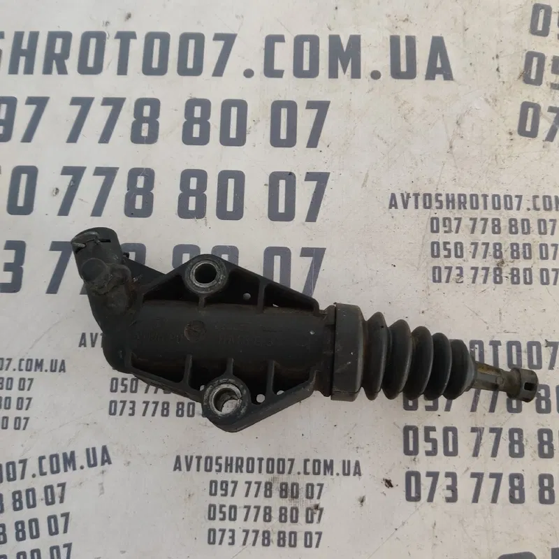 Циліндр зчеплення Fiat Doblo OEM 55196190