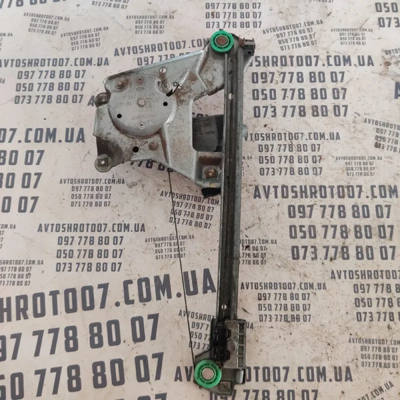 Склопідіймач Audi A6 C4 (94-97) задній правий OEM 4A0839398A