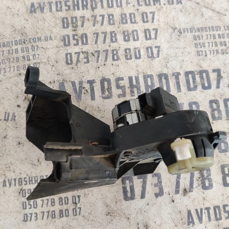 Двигун заслінки пічки BMW 316 E36 (90-00) 1.6i OEM 8370564