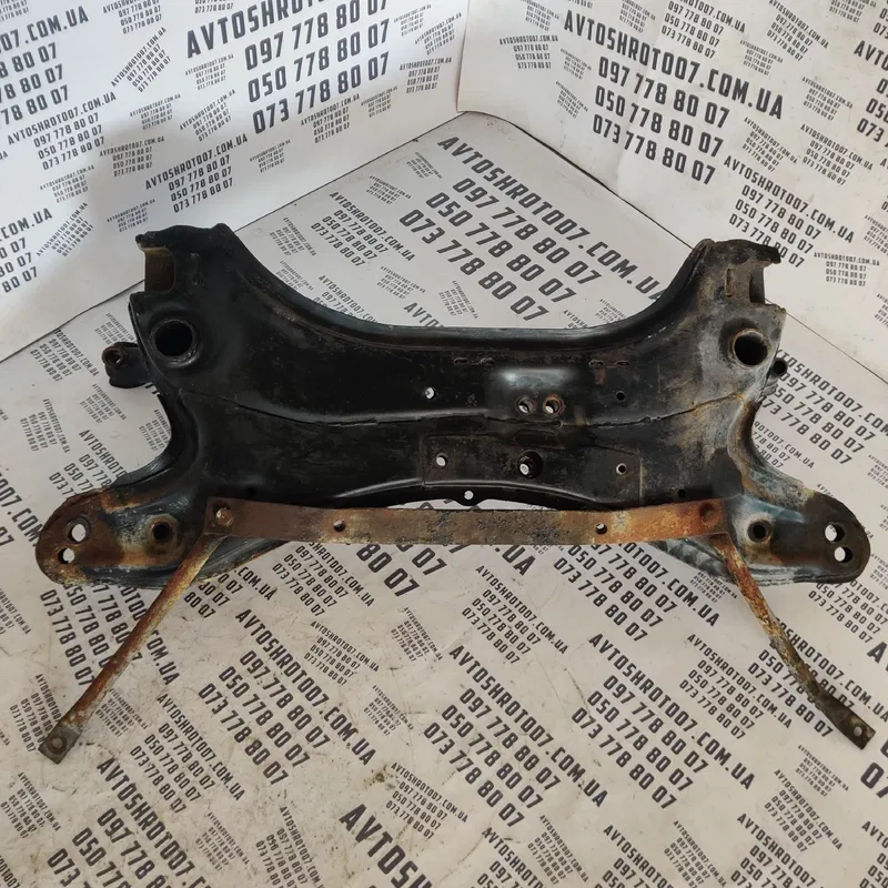 Підрамник Geely MK (06-15) 1.5 бенз передній OEM 6055782301