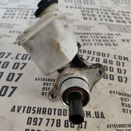 Головний гальмівний циліндр Geely MK (06-16) 1.5 OEM 789887 фото 3