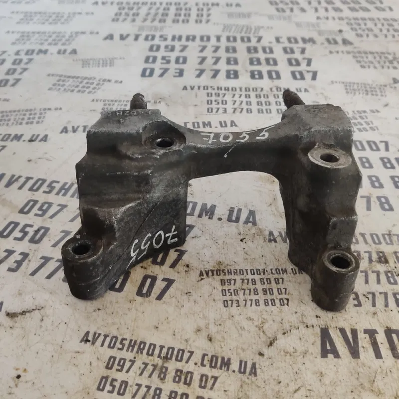 Кронштейн двигуна Ford Focus MK1 (98-05) OEM xs406030bb